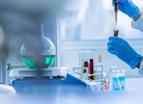 technicien-de-laboratoire-3